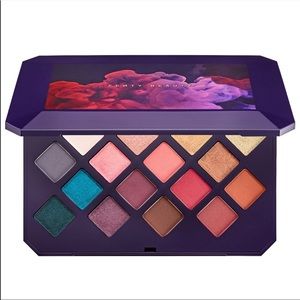 SOLD❌Fenty beauty Moroccan spice eyeshadow palette
